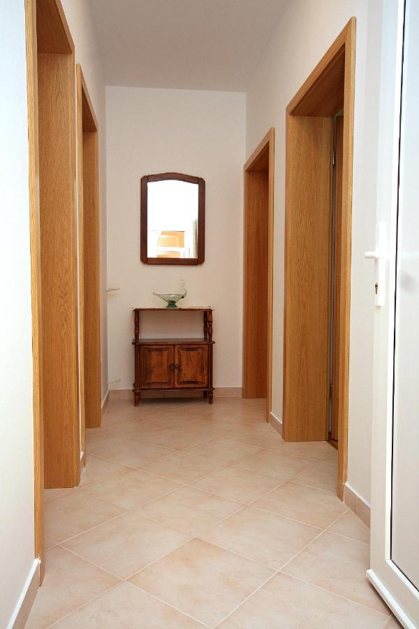Apartments With A Parking Space Palit, Rab - 5028 Kültér fotó